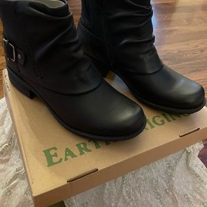 Earth origin boot size 10 - style Pam